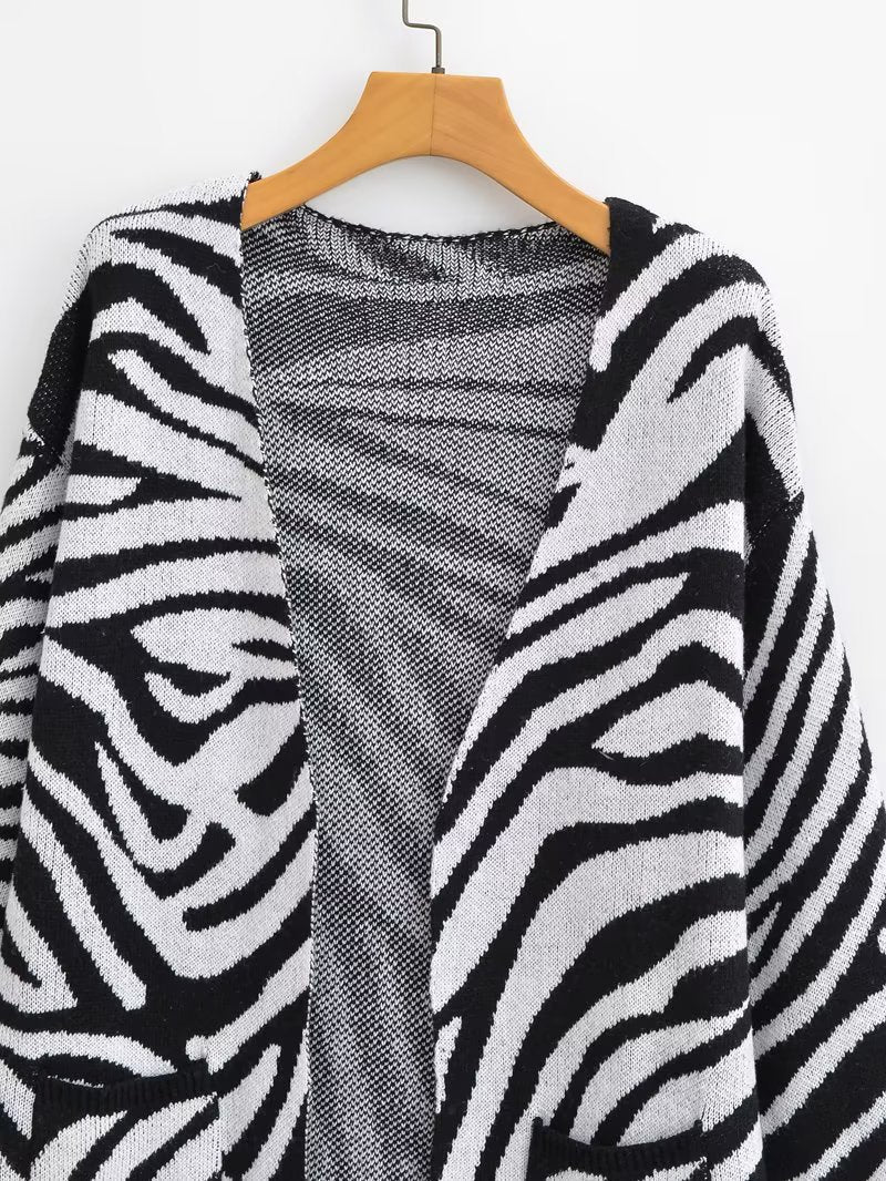 Female Vintage Cardigan Clothing Black And White Striped V-Neck Long Sleeve Pockets Open Stitch Woman Chic Autumn Sweater